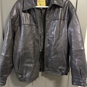 Classic Black Bomber Jacket with Elastic Waistband and Zip Closure